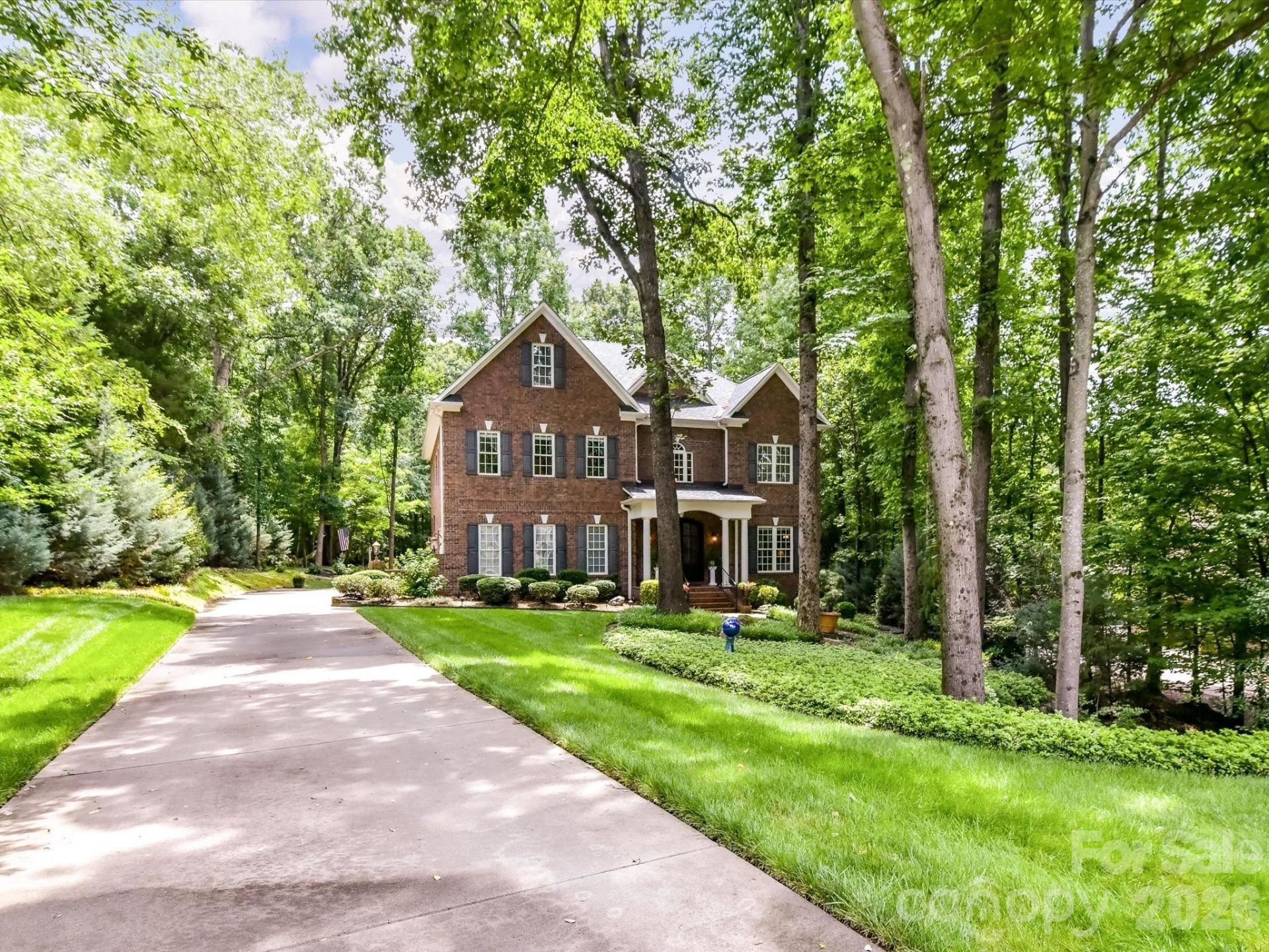 11615 Hidden Forest Lane , Davidson, NC 28036 Main Photo