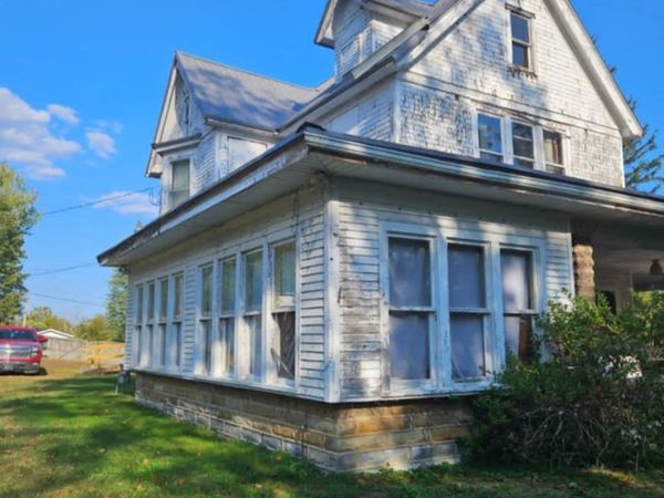 240 Roger Patton , Olive Hill, KY 41164