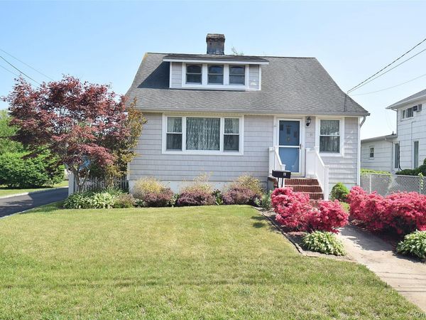 Lindenhurst, NY 11757
