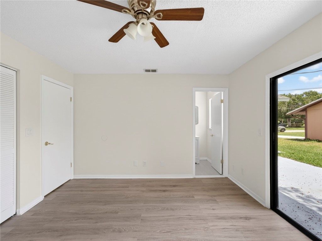 2575 1st Place, Vero Beach, FL 32962 Photo