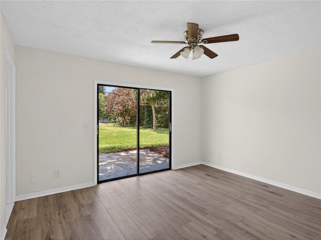 2575 1st Place, Vero Beach, FL 32962 Photo