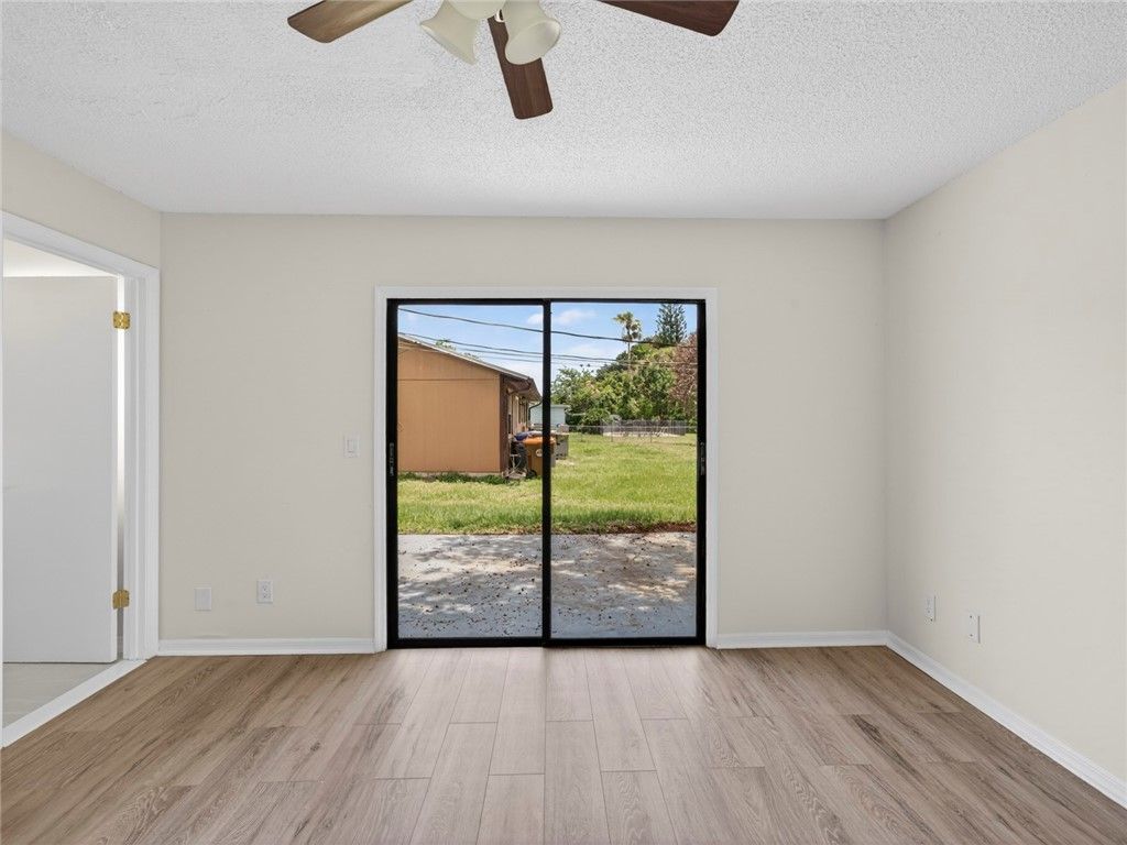 2575 1st Place, Vero Beach, FL 32962 Photo
