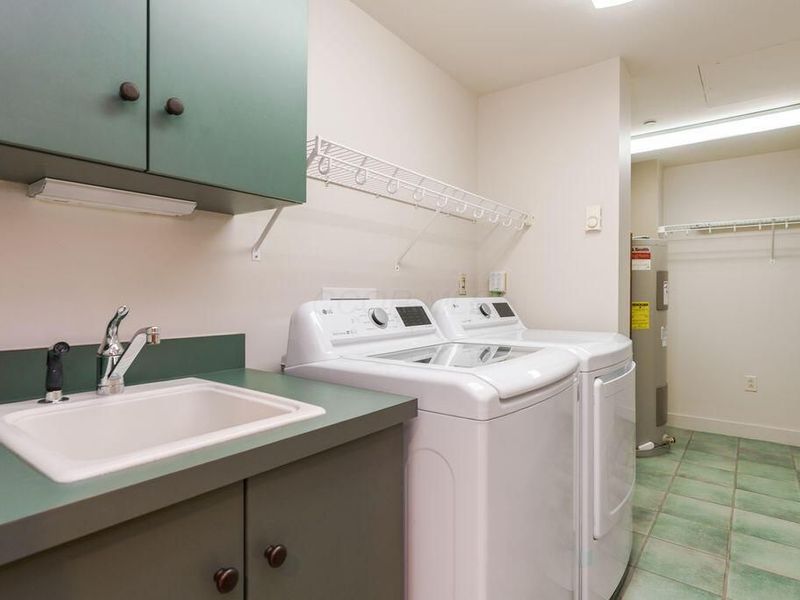 1 Miranova Place , Unit 805, Columbus, OH 43215 Photo 23