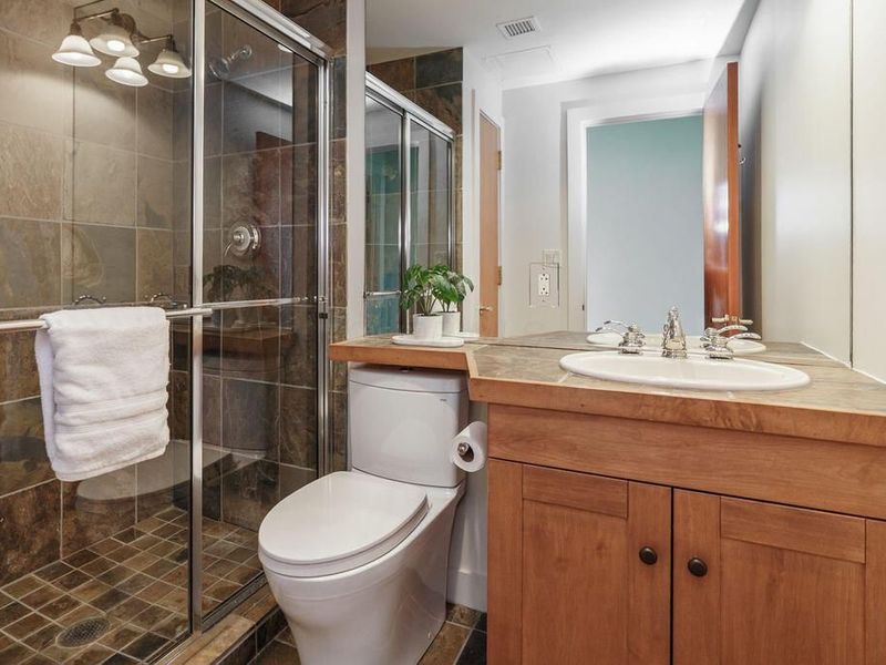 1 Miranova Place , Unit 805, Columbus, OH 43215 Photo 35