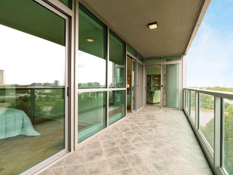 1 Miranova Place , Unit 805, Columbus, OH 43215 Photo 40