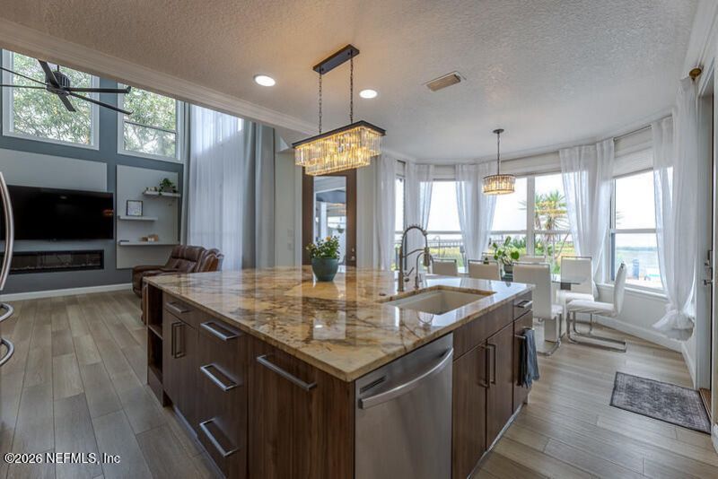 4344 Boat Club Drive, Jacksonville, FL 32277 Photo