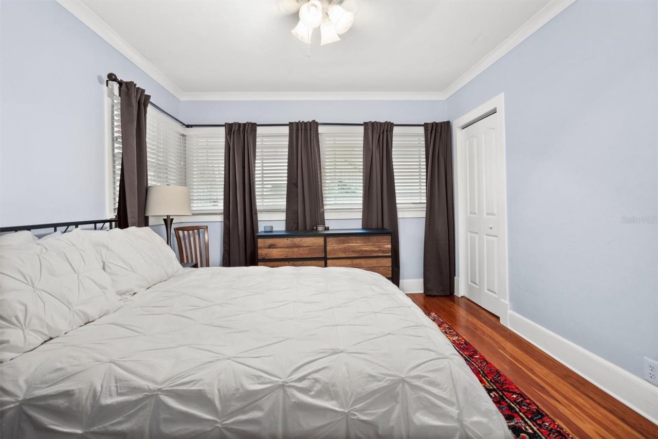 319 Bethel Avenue S, Saint Petersburg, FL 33705 Photo
