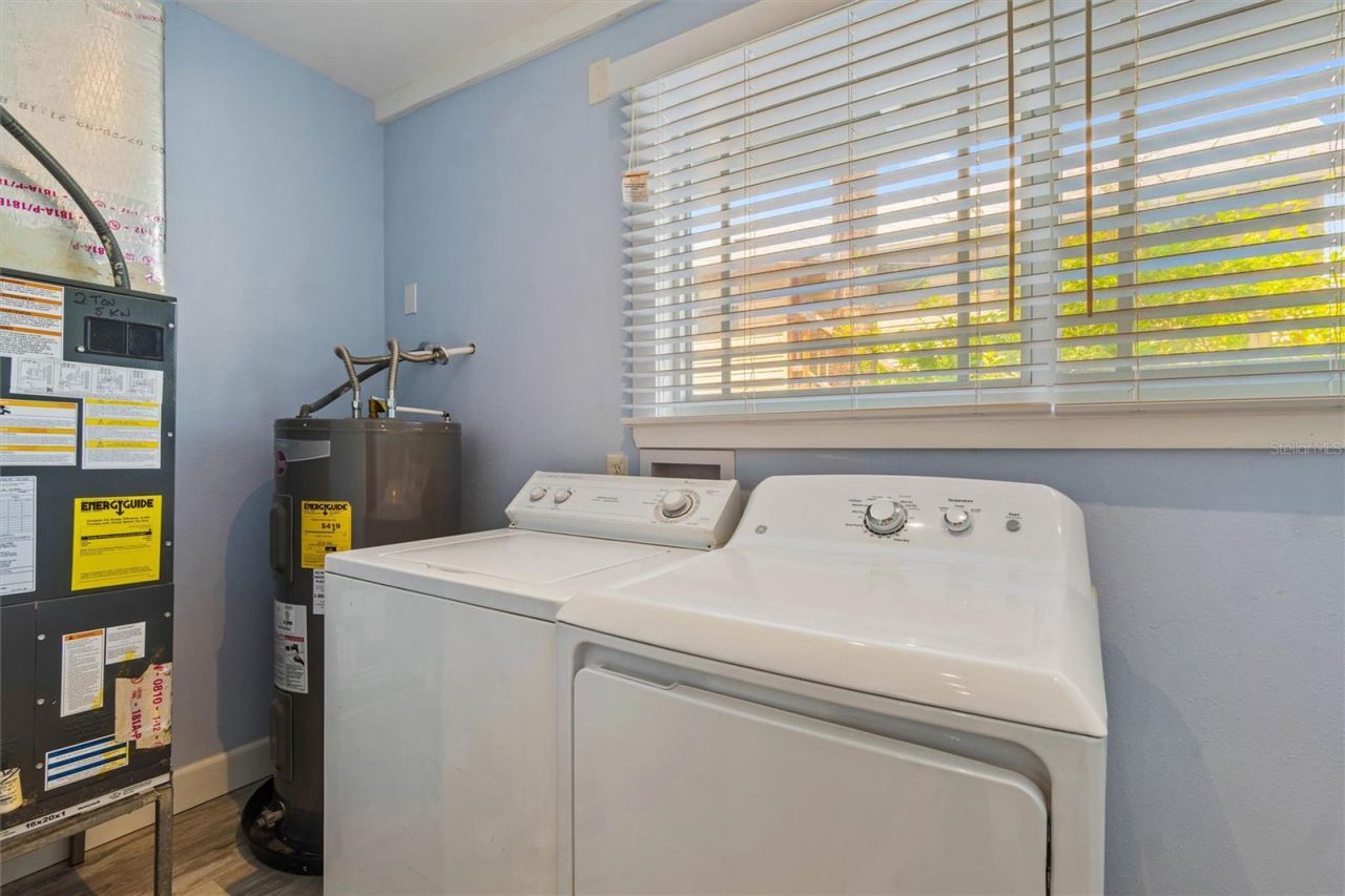 319 Bethel Avenue S, Saint Petersburg, FL 33705 Photo