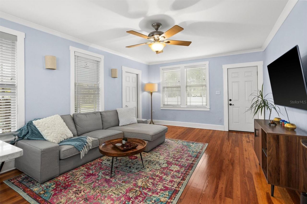 319 Bethel Avenue S, Saint Petersburg, FL 33705 Photo