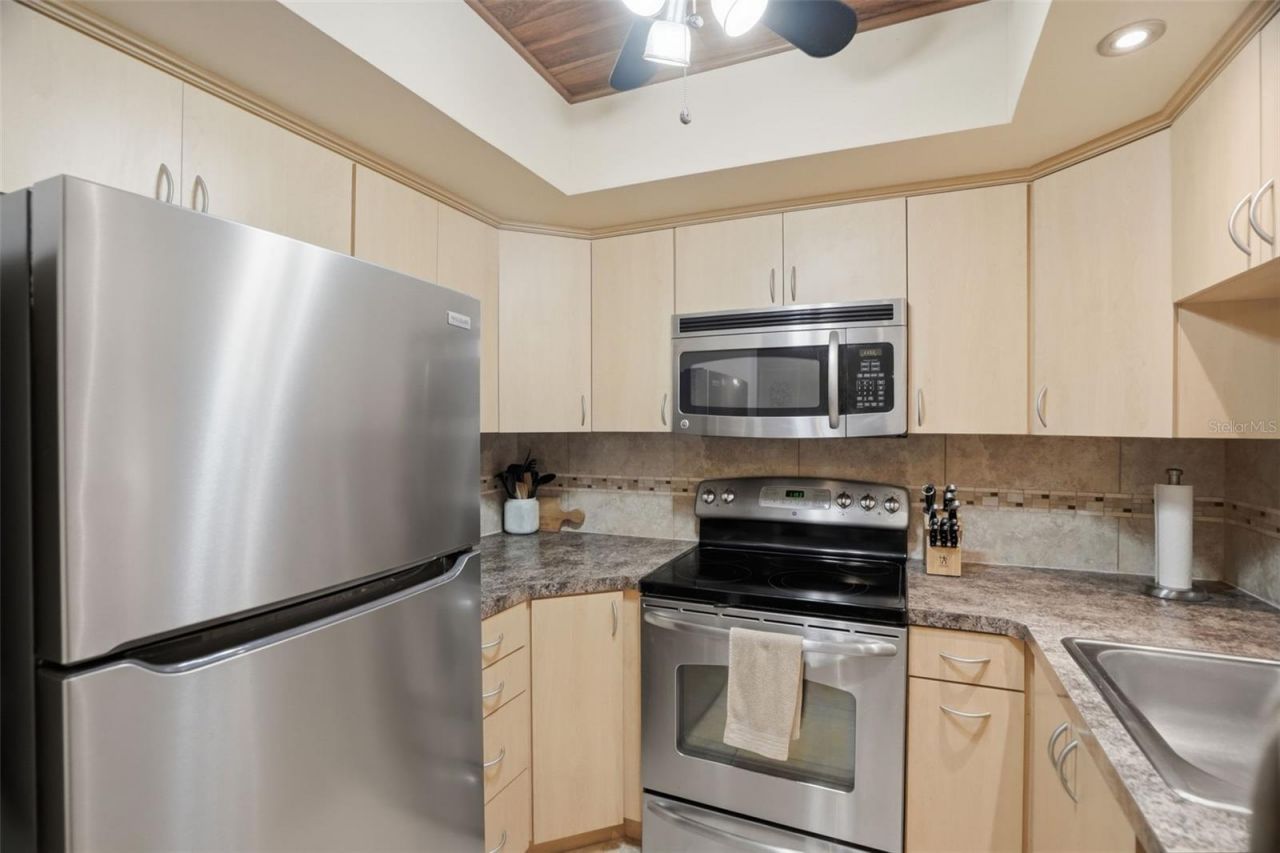 5108 Amulet Drive , Unit 205, New Port Richey, FL 34652 Photo