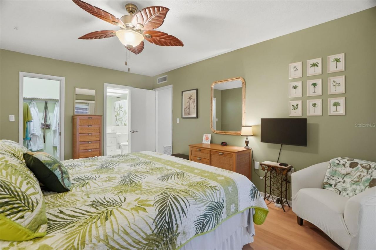 5108 Amulet Drive , Unit 205, New Port Richey, FL 34652 Photo
