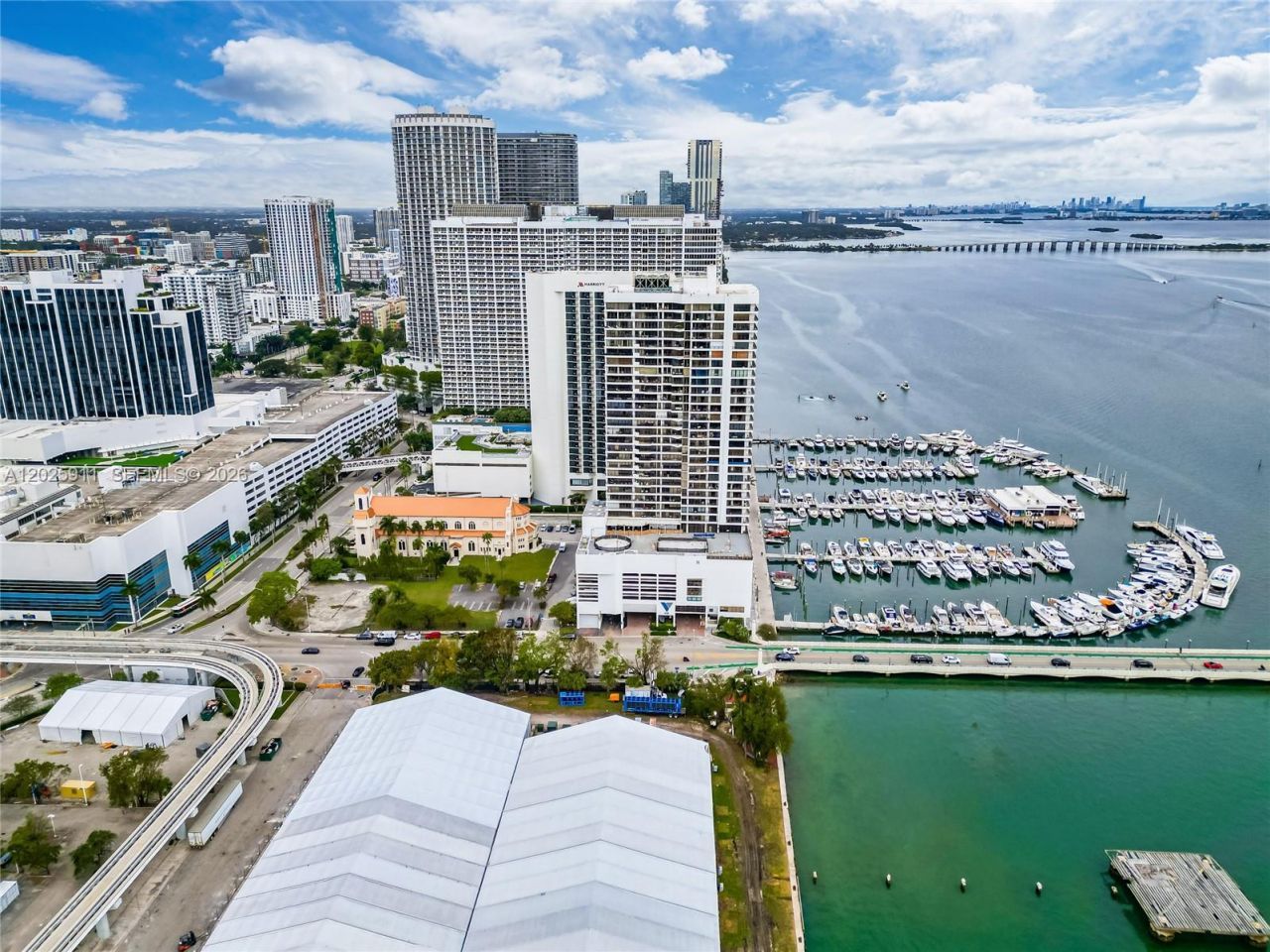 555 NE 15th St , Unit 23I, Miami, FL 33132 Photo