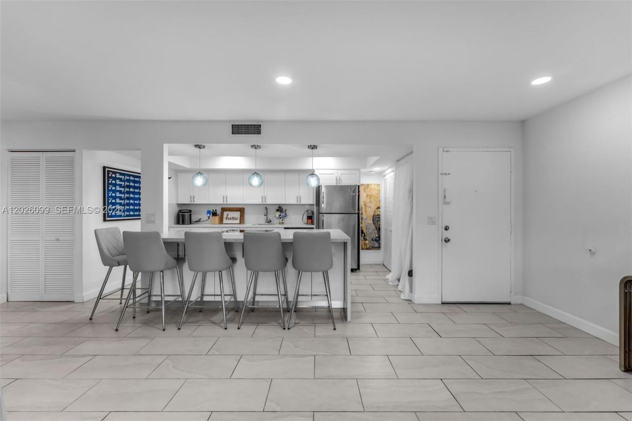 7765 SW 86th St, Unit F2-205, Miami, FL 33143 Photo