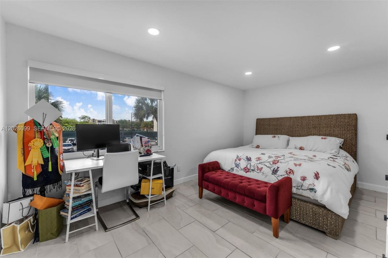7765 SW 86th St, Unit F2-205, Miami, FL 33143 Photo