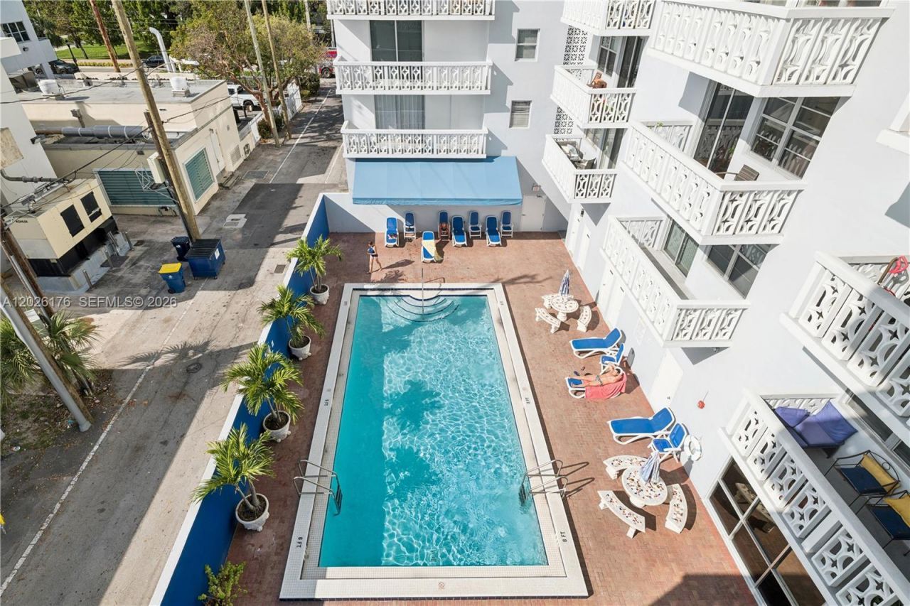 1020 Meridian Ave , Unit 401, Miami Beach, FL 33139 Photo