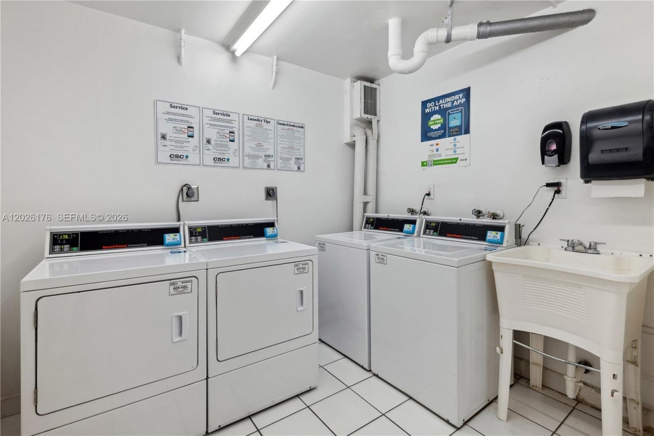 1020 Meridian Ave , Unit 401, Miami Beach, FL 33139 Photo