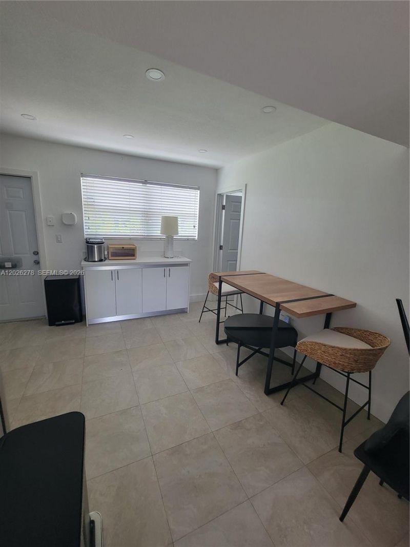 1052 SW 79th Ave, Unit ., Miami, FL 33144 Photo