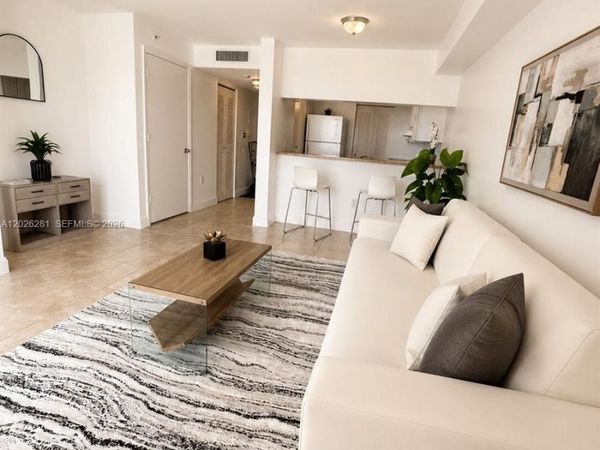 102 SW 6th Ave , Unit 205, Miami, FL 33130