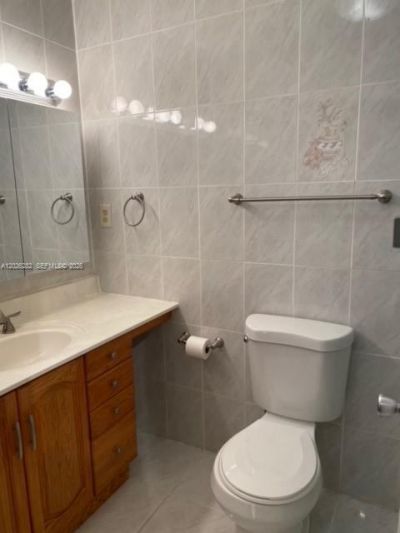 150 SE 25 Rd , Unit 15F, Miami, FL 33129 Photo