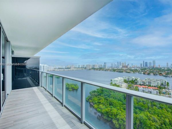 16385 Biscayne Blvd , Unit 2616, North Miami Beach, FL 33160