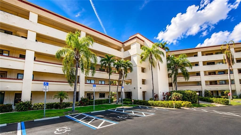 7430 Lake Breeze Dr, Unit 311, Fort Myers, FL 33907 Main Photo