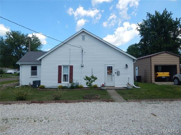 1620 W Centennial , Bowling Green, MO 63334