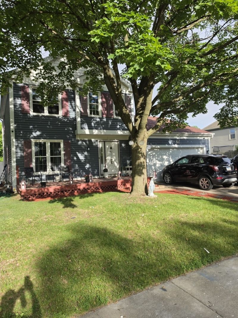 75 Rodenburg Road, Roselle, IL 60172