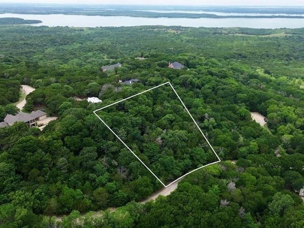 1917 Juniper Ridge Road, Cedar Hill, TX 75104