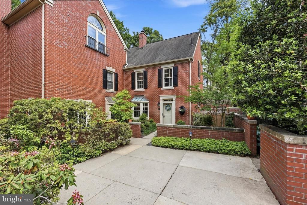 8708 00 Prospect Avenue, Unit A1, Philadelphia, PA 19118 Main Photo