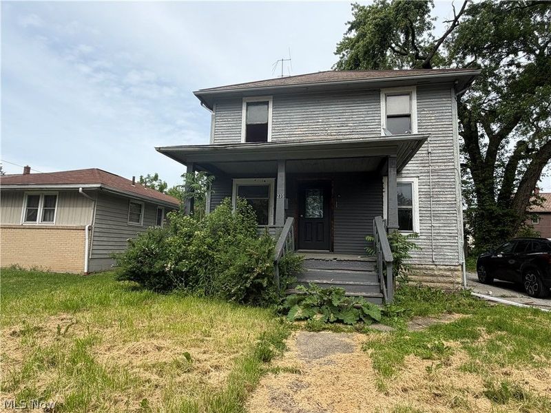 235 Iddings Avenue SE, Warren, OH 44483 Photo 1