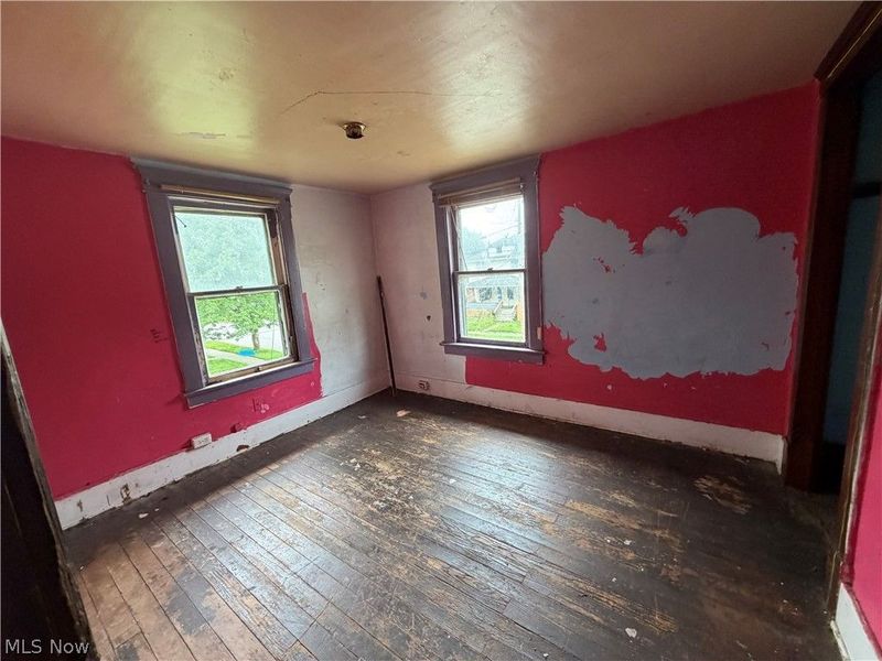 235 Iddings Avenue SE, Warren, OH 44483 Photo 6