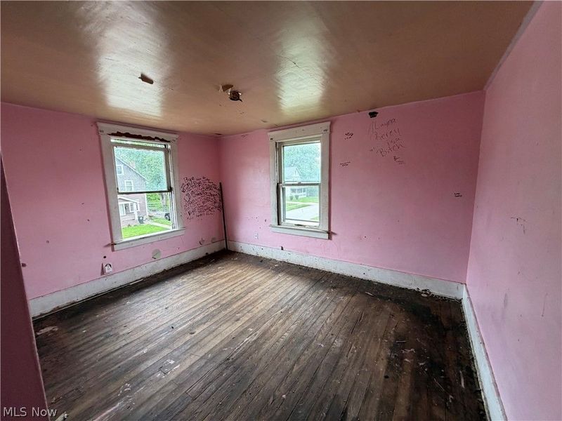 235 Iddings Avenue SE, Warren, OH 44483 Photo 7