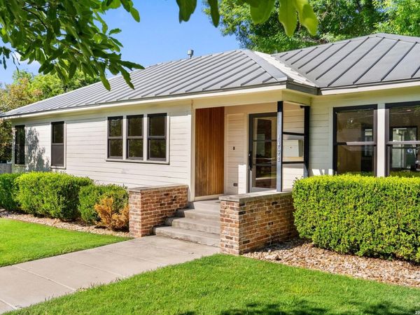 1402 HUTTO RD, Georgetown, TX 78626
