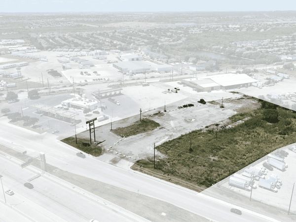 8755 W INTERSTATE 10, Converse, TX 78109