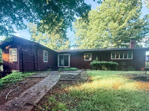 1692 Gratton Rd , Clarksville, TN 37043
