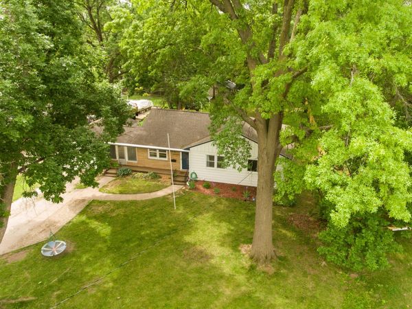 2736 Payne Road, Des Moines, IA 50310