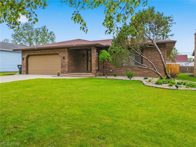 13255 Milo Road , Garfield Heights, OH 44125 Photo 2