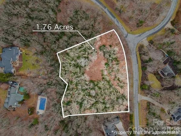70 Windover Drive , Asheville, NC 28803