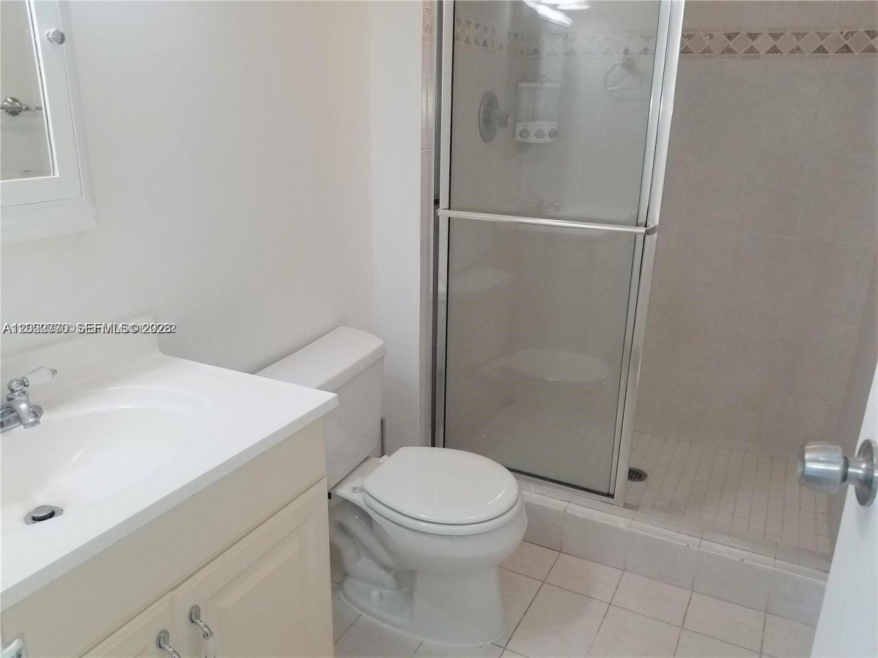 100 Bayview Dr , Unit 208, Sunny Isles Beach, FL 33160 Photo
