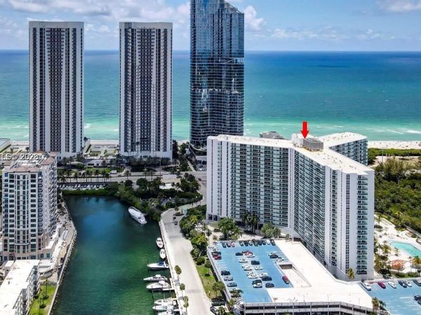 100 Bayview Dr , Unit 208, Sunny Isles Beach, FL 33160