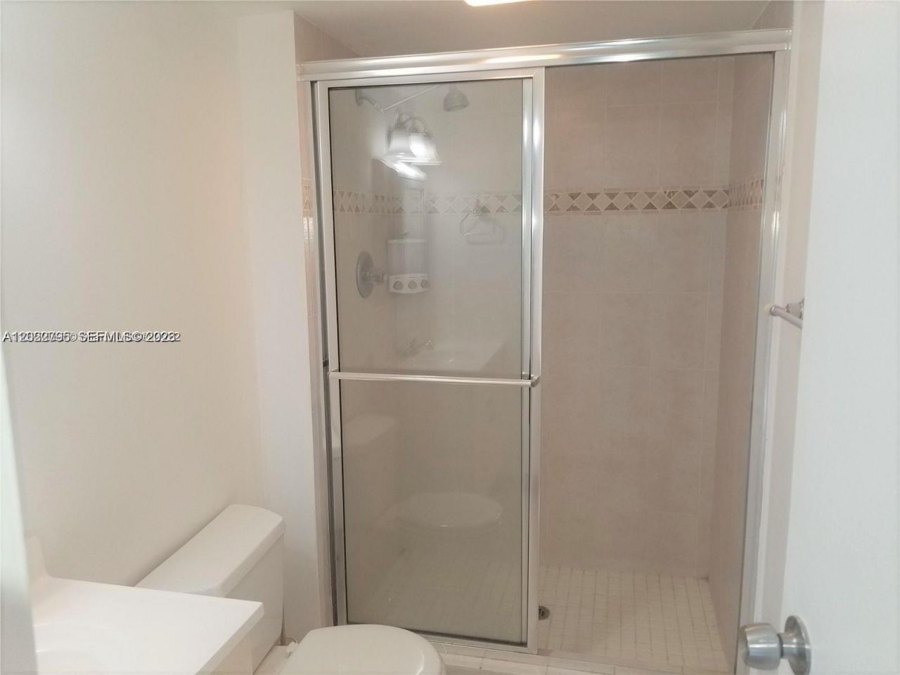 100 Bayview Dr , Unit 208, Sunny Isles Beach, FL 33160 Photo