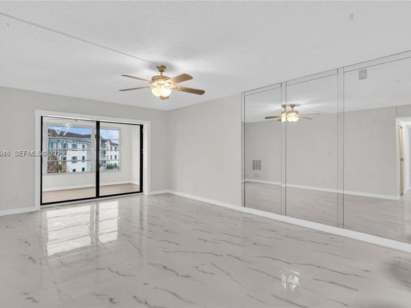 9355 SW 8th St , Unit 425, Boca Raton, FL 33428