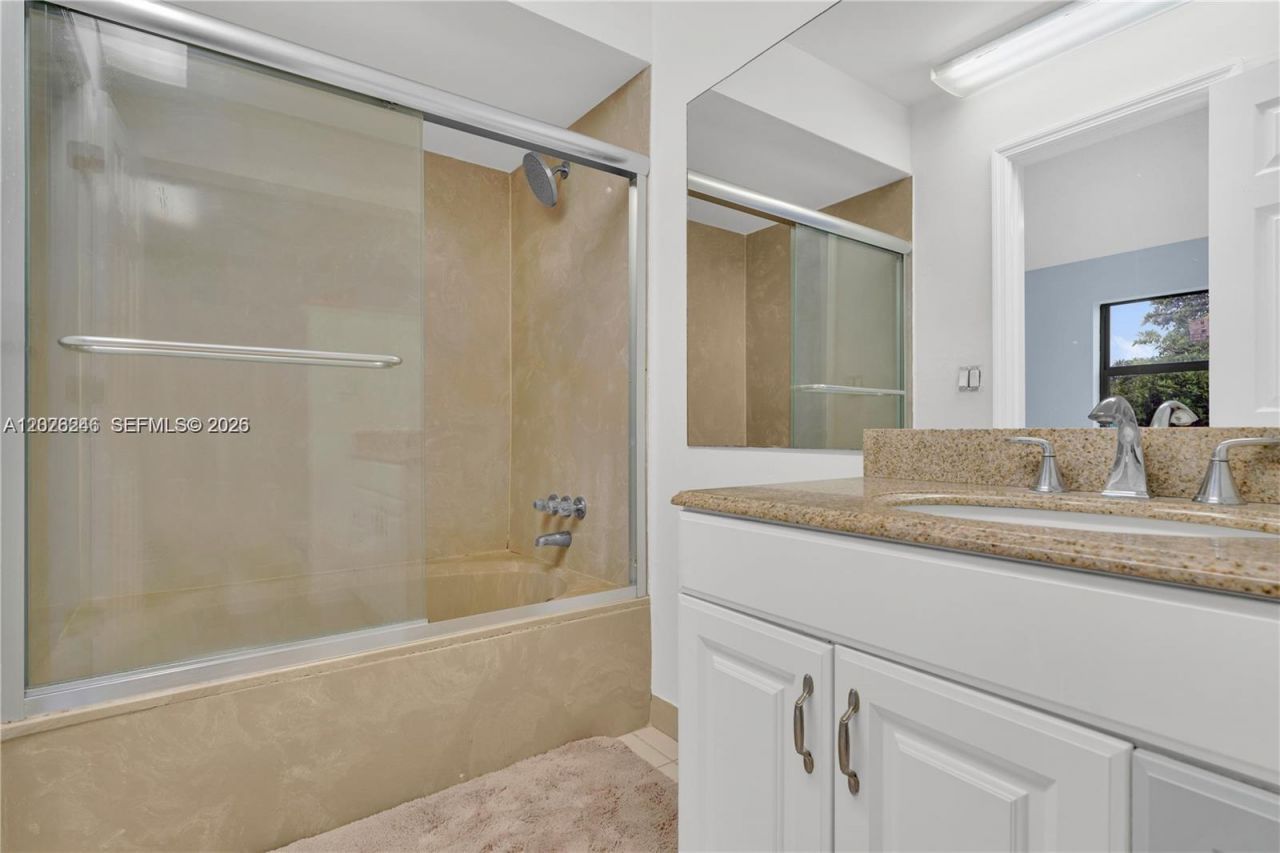 9355 SW 8th St , Unit 425, Boca Raton, FL 33428 Photo