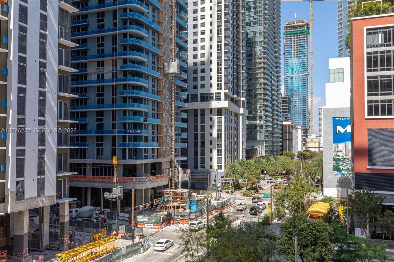121 NE 5th St , Unit 510, Miami, FL 33132 Photo