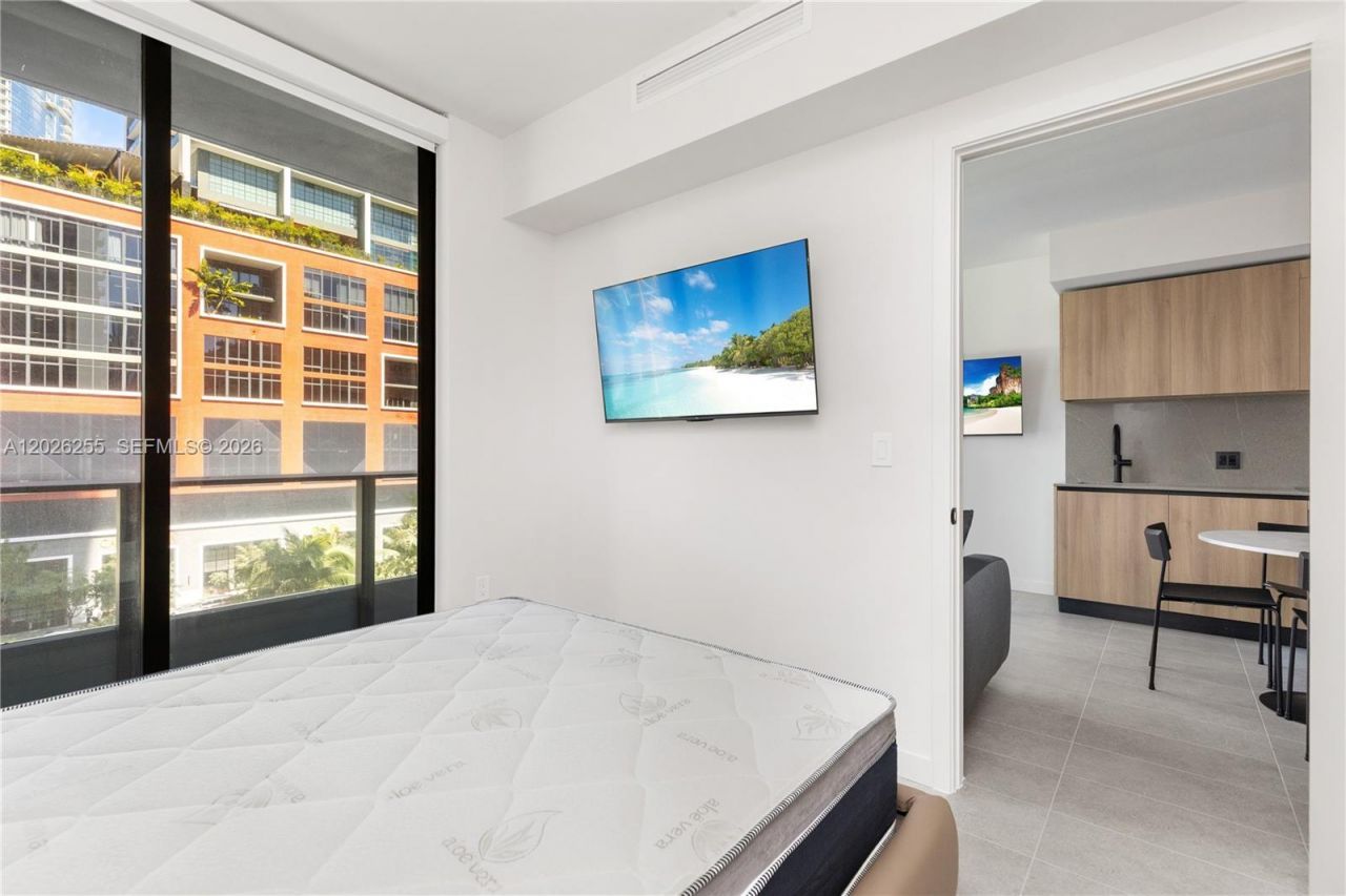121 NE 5th St , Unit 510, Miami, FL 33132 Photo