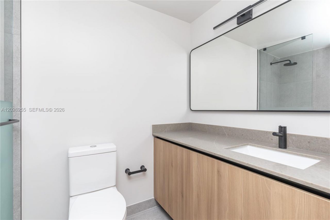 121 NE 5th St , Unit 510, Miami, FL 33132 Photo