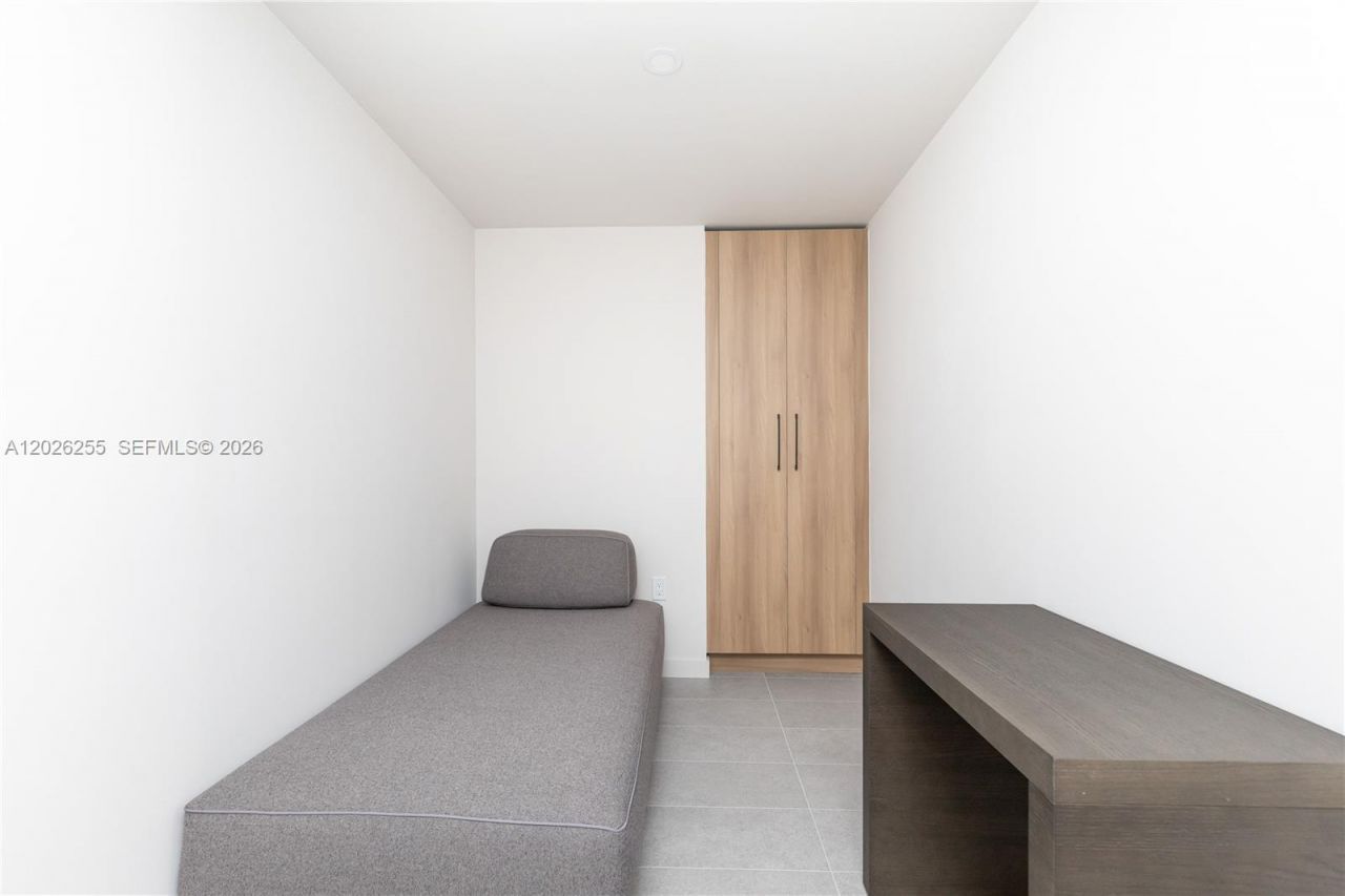 121 NE 5th St , Unit 510, Miami, FL 33132 Photo
