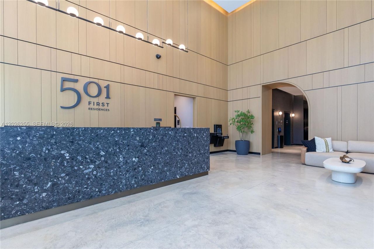 121 NE 5th St , Unit 510, Miami, FL 33132 Photo
