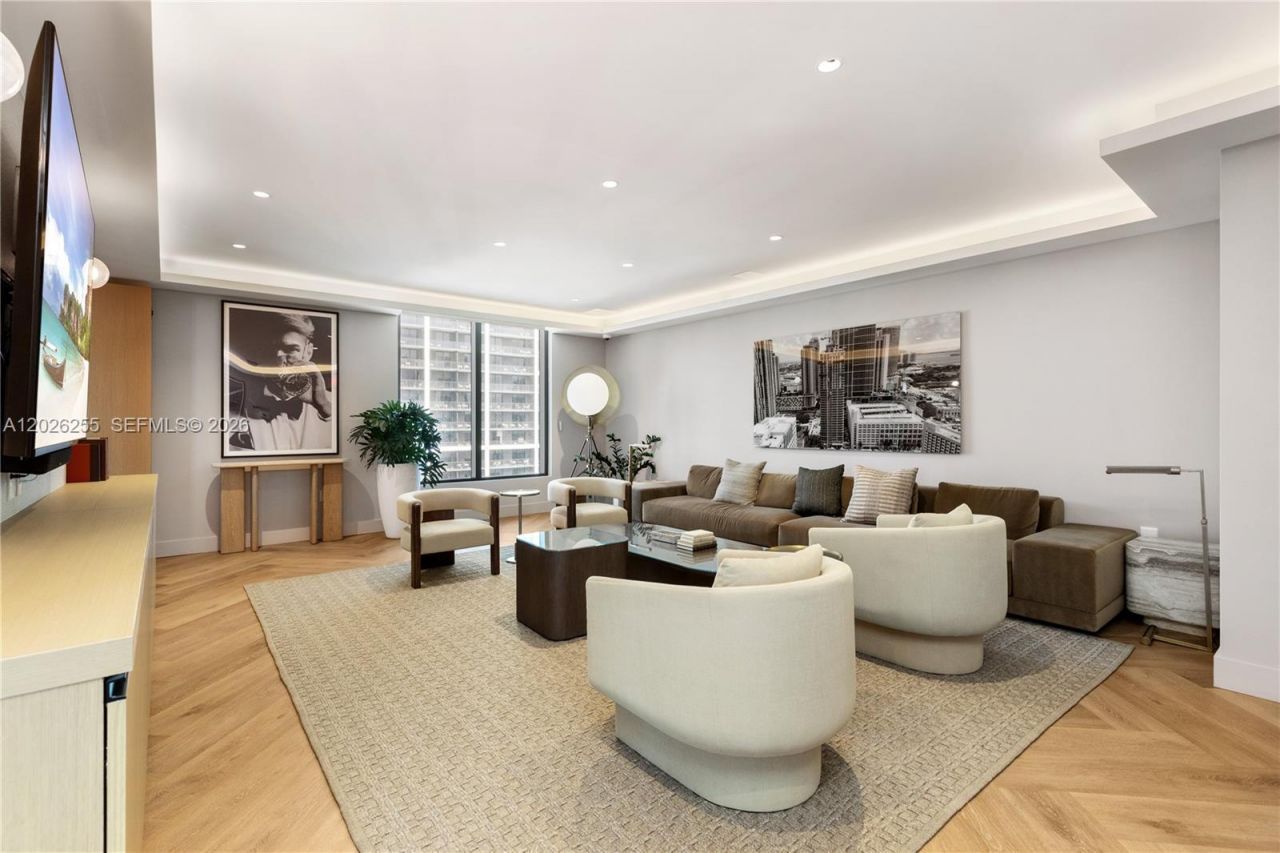 121 NE 5th St , Unit 510, Miami, FL 33132 Photo