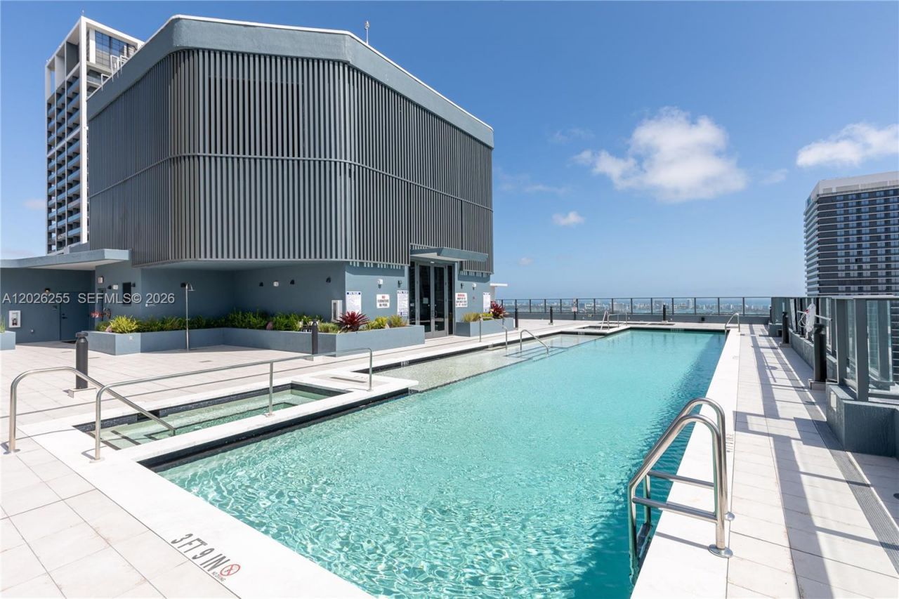 121 NE 5th St , Unit 510, Miami, FL 33132 Photo